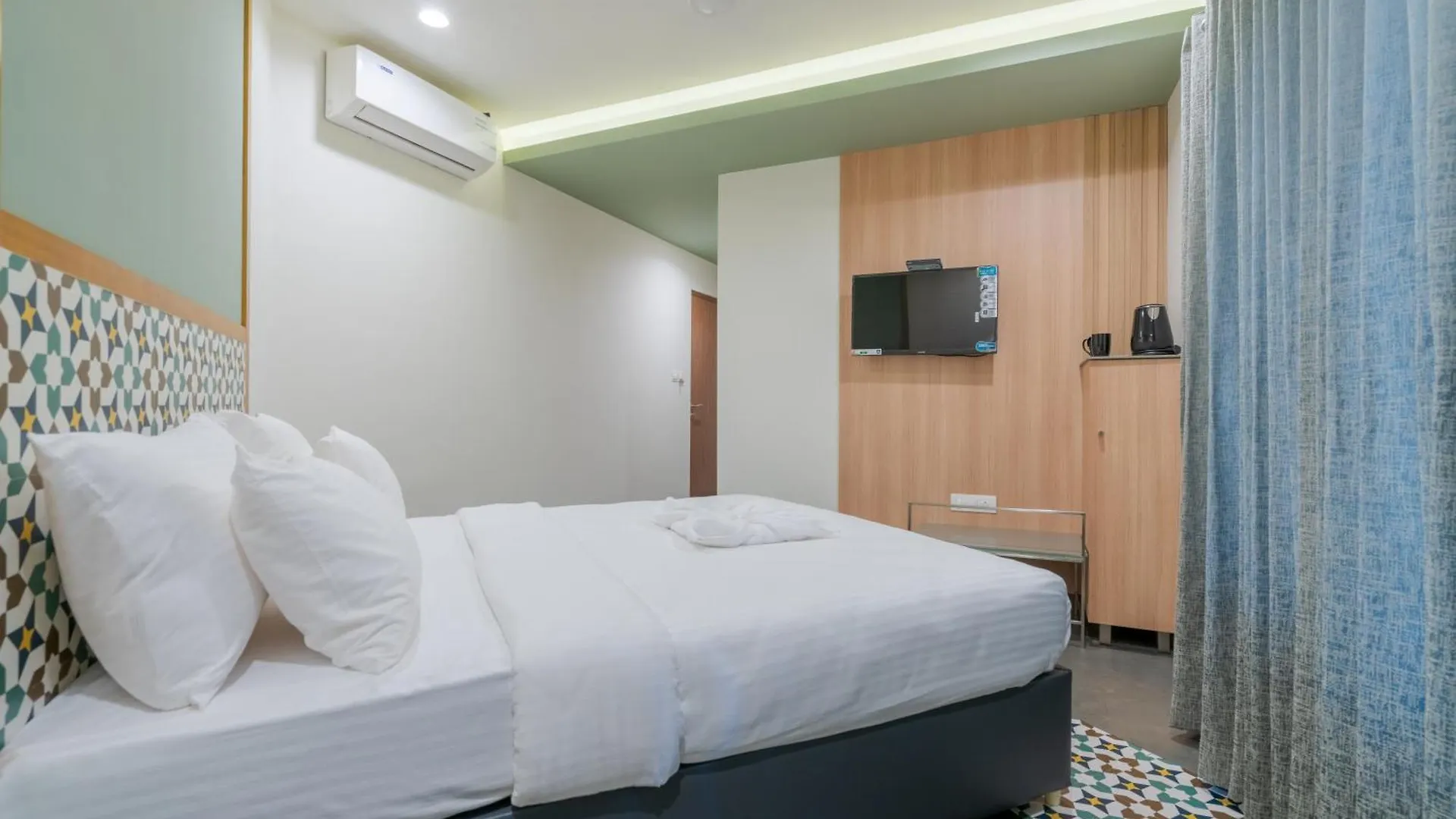 Aryaas Regent Hotel Kochi