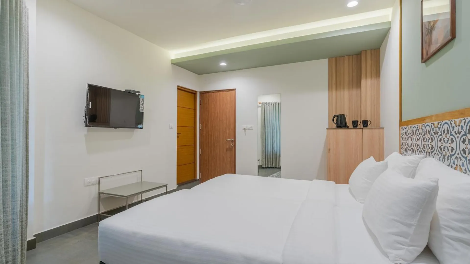 Aryaas Regent Hotel Kochi