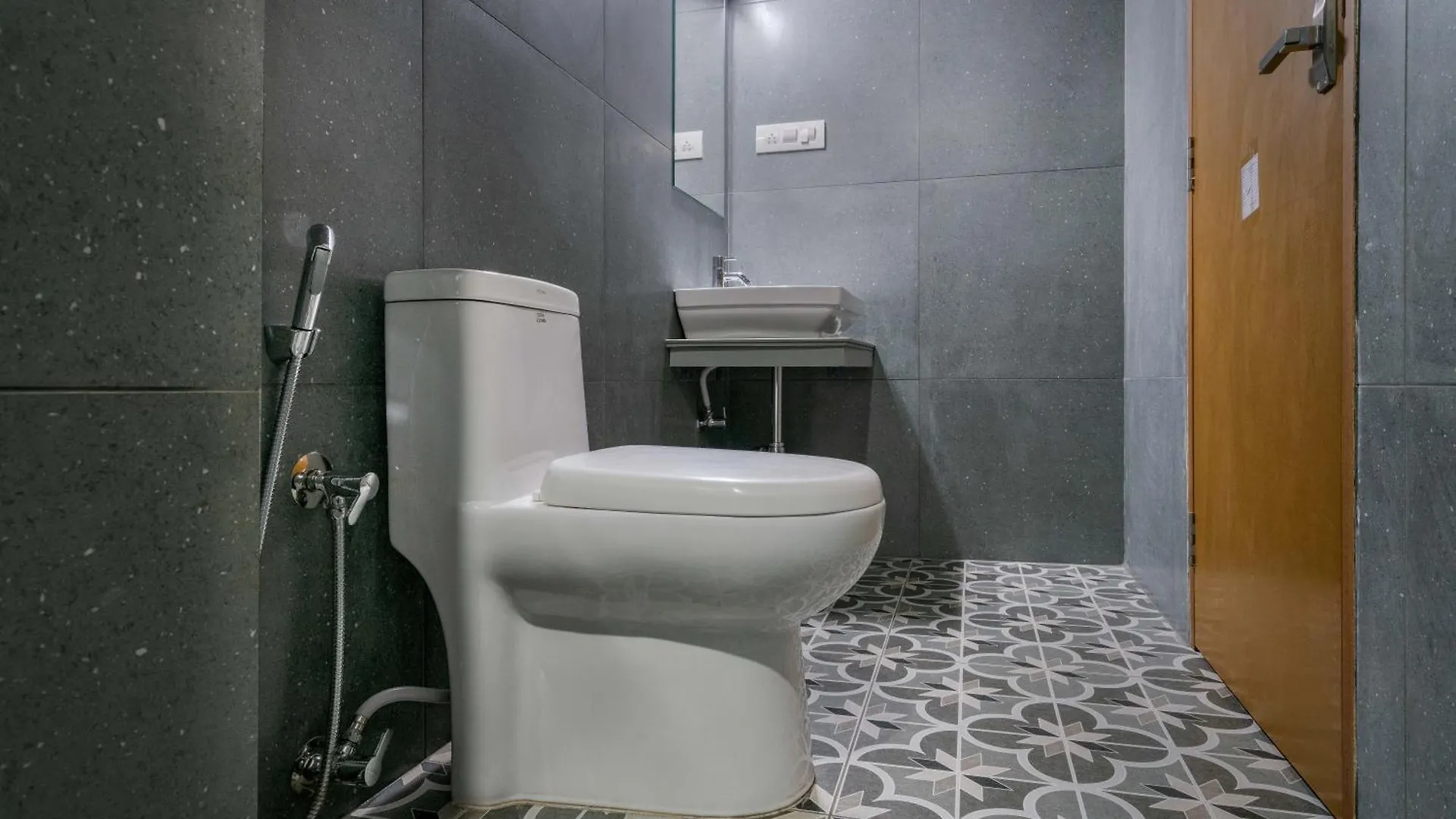 Aryaas Regent Hotel Kochi